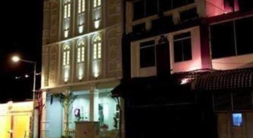Styles Hotel Малакка Экстерьер фото