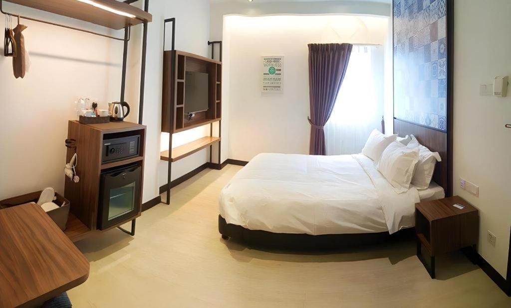 Styles Hotel Малакка Экстерьер фото